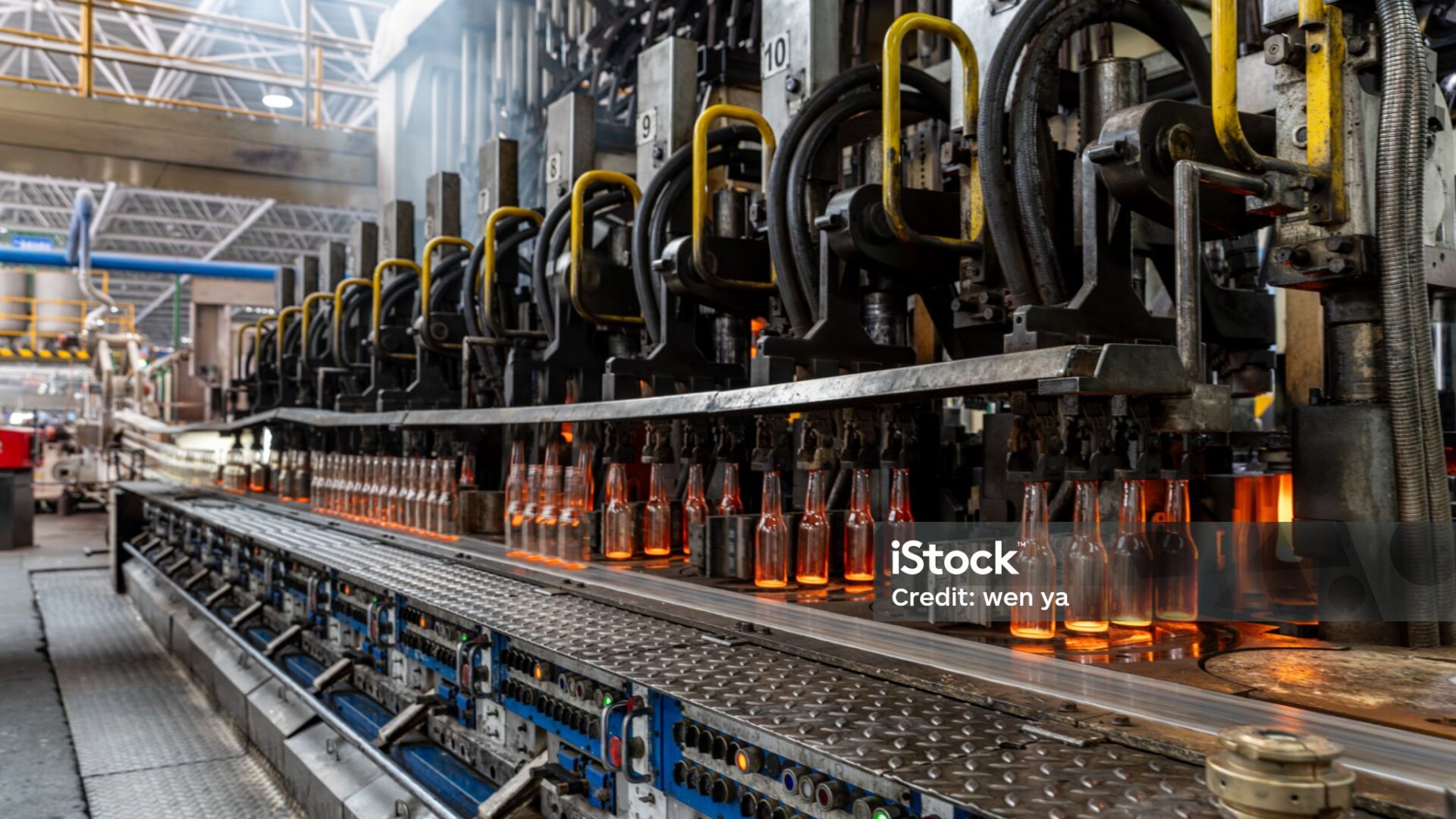 Glass factory production line for producing glass bottles